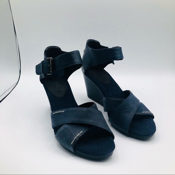 GEOX women’s blue suede wedge sandals size euro 37 US 7‎ - Picture 1 of 12
